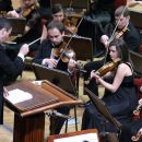 Maxim Vengerov conducting the orchestra Sinfonia Iuventus. / Antoni Hoffmann