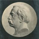 Medalion z podobizną Józefa Wieniawskiego autorstwa H. Joosa.  Znajduje się na nagrobku kompozytora 